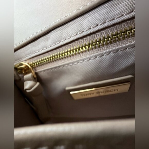 🆕 TORY BURCH 🧿 NWOT Fleming Small Convertible Shoulder Bag, Beige In Bedrock - Picture 12 of 14